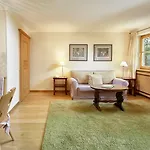 Landsitz Roemerhof - Aparthotel