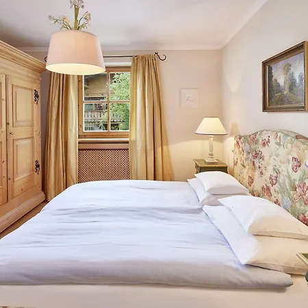 Landsitz Roemerhof - Apartmanhotel Kitzbühel