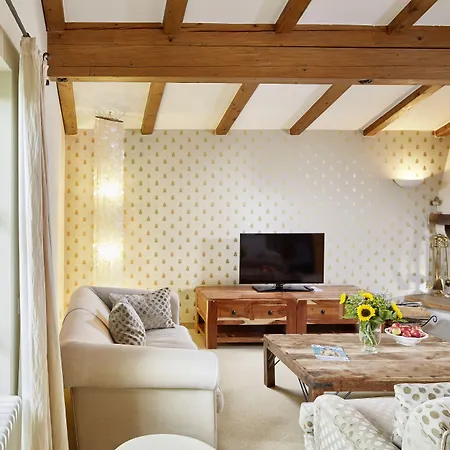 Hotel apartamentowy Landsitz Roemerhof - Kitzbühel