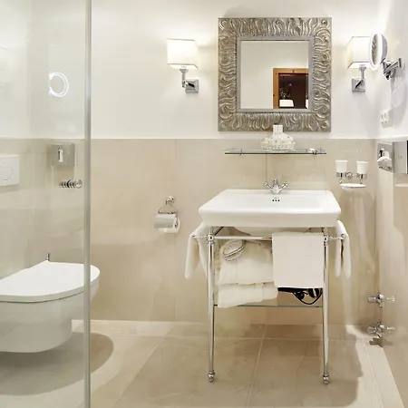 Landsitz Roemerhof - Aparthotel Kitzbühel