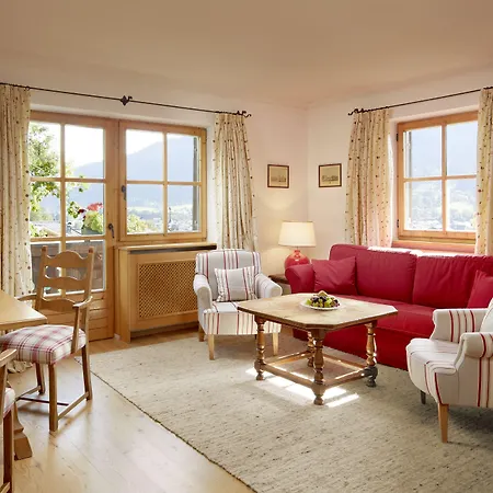 Landsitz Roemerhof - Aparthotel Kitzbühel