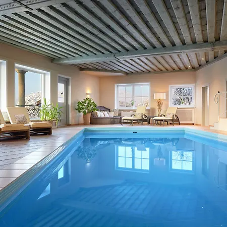 Lägenhetshotell Landsitz Roemerhof - 4*