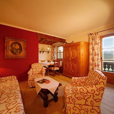 Landsitz Roemerhof - 4*