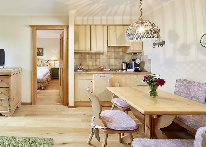 Apart Otel Landsitz Roemerhof - 4*
