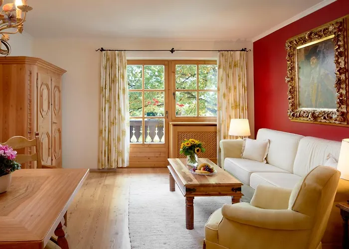 Landsitz Roemerhof - מלון דירות