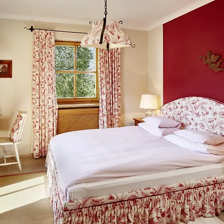 Landsitz Roemerhof - Apart Otel